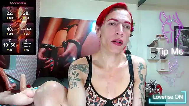 Snapshot of VanessaWolf chatting on April 22, 1:12 pm VanessaWolf online show from April 22, 1:12 pm