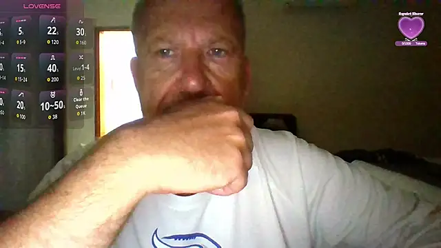 Snapshot of openminddaddy chatting on May 7, 3:56 am openminddaddy online show from May 7, 3:56 am
