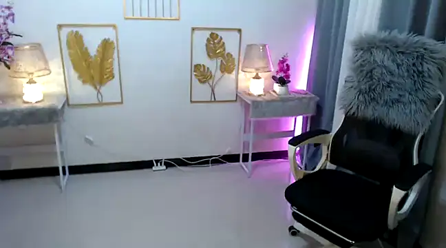 Snapshot of Asian_flabby chatting on January 2, 10:22 pm Asian flabby online show from January 2, 10:22 pm