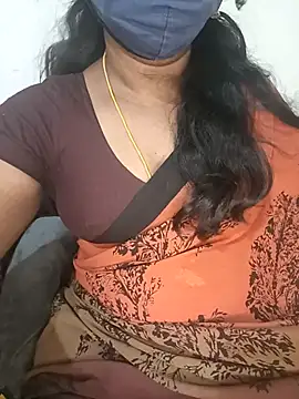 Snapshot of Tamil-hotwife chatting on February 21, 7:04 pm Tamil-hotwife online show from February 21, 7:04 pm