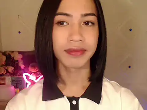 Snapshot of Lemonadexxx chatting on March 3, 10:28 am Lemonadexxx online show from March 3, 10:28 am