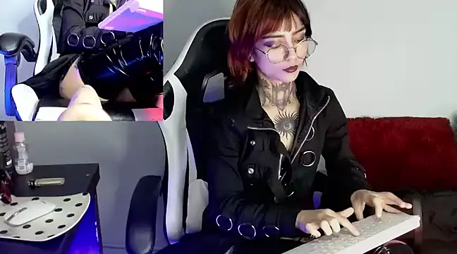 Snapshot of Ardat_Lili69 chatting on January 20, 6:53 pm Ardat Lili69 online show from January 20, 6:53 pm