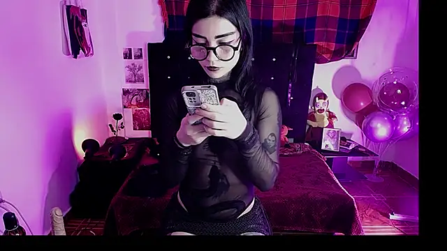 Snapshot of Ardat_Lili69 chatting on June 4, 2:17 am Ardat Lili69 online show from June 4, 2:17 am