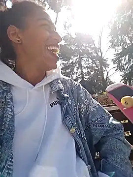 Goldenlace online show from February 20, 11:42 am