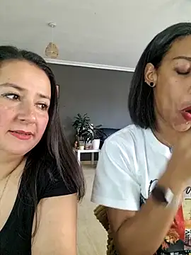 Goldenlace online show from March 18, 11:30 am