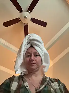 Vivian MayXxX online show from January 16, 10:02 pm