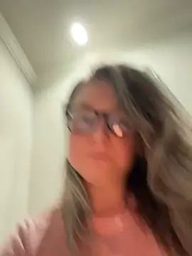 Vivian MayXxX online show from March 5, 11:05 pm