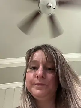 Vivian MayXxX online show from March 22, 8:59 pm