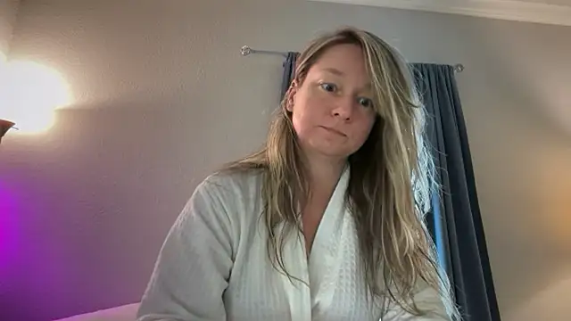 Vivian MayXxX online show from March 29, 5:35 pm