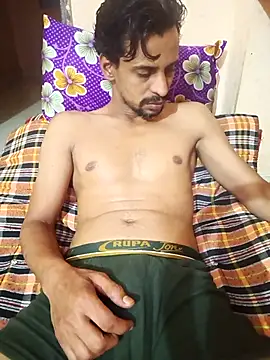 Snapshot of Fuckerboy123sam chatting on September 28, 9:09 pm Fuckerboy123sam online show from September 28, 9:09 pm