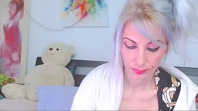 HoneyLara online show from March 14, 10:37 pm