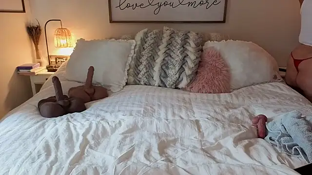 JESS LOVES online show from July 18, 4:11 pm
