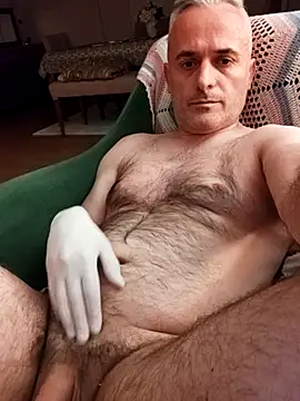 Snapshot of pussylove39 chatting on November 1, 9:28 pm pussylove39 online show from November 1, 9:28 pm