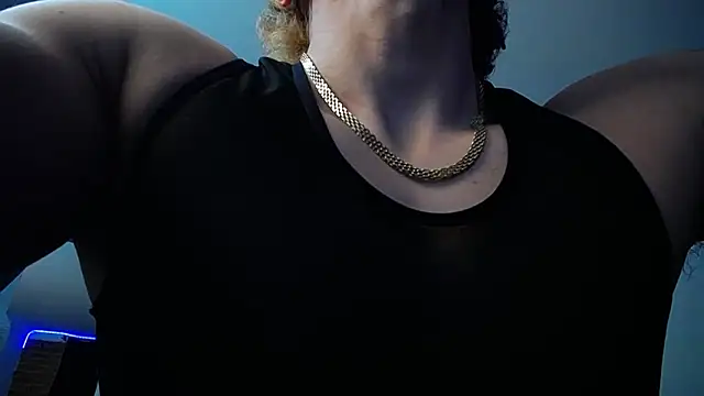 strongboy  online show from February 19, 1:40 am