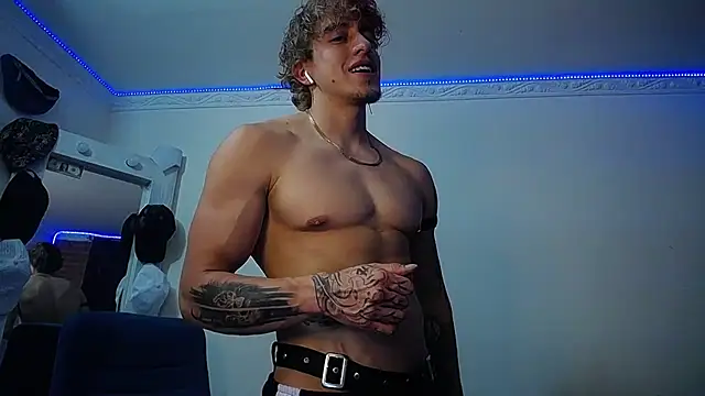 strongboy  online show from March 17, 1:24 am