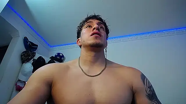 strongboy  online show from October 6, 7:00 pm