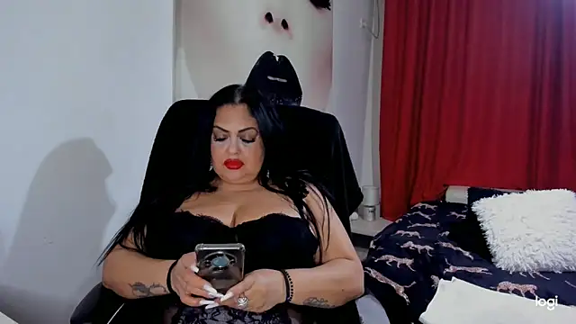 Snapshot of Brendaxx1 chatting on January 26, 1:41 am Brendaxx1 online show from January 26, 1:41 am