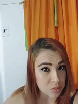 Snapshot of eimmy_dollx chatting on June 6, 2:38 am eimmy dollx online show from June 6, 2:38 am