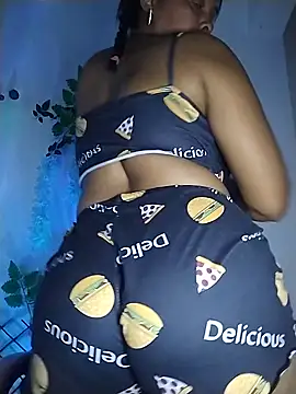 collegechica online show from September 11, 7:08 am