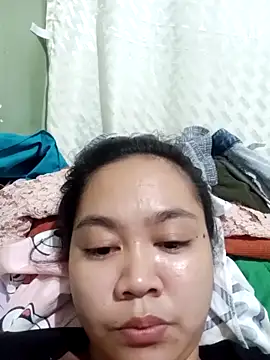 Snapshot of Hotbaby_1523 chatting on November 6, 12:06 pm Hotbaby 1523 online show from November 6, 12:06 pm