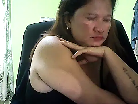 hott scarlett online show from January 4, 6:19 am