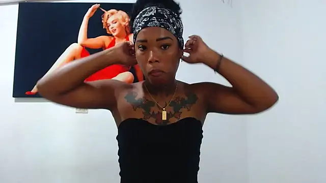 Snapshot of khendraDab chatting on September 27, 10:15 pm khendraDab online show from September 27, 10:15 pm