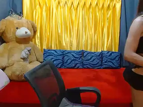 Snapshot of xxSexyBitch69xx chatting on January 14, 9:02 am xxSexyBitch69xx online show from January 14, 9:02 am