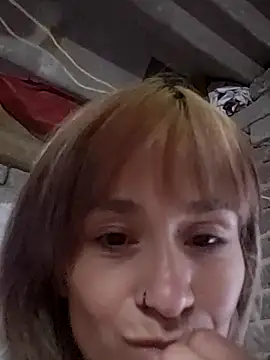 Snapshot of fablob23 chatting on May 9, 11:59 am fablob23 online show from May 9, 11:59 am