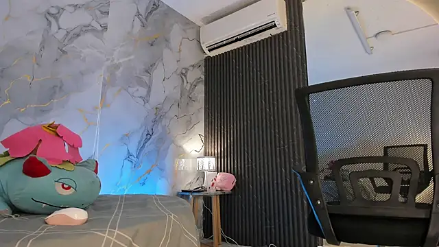 Katemoss70 online show from March 13, 12:35 pm