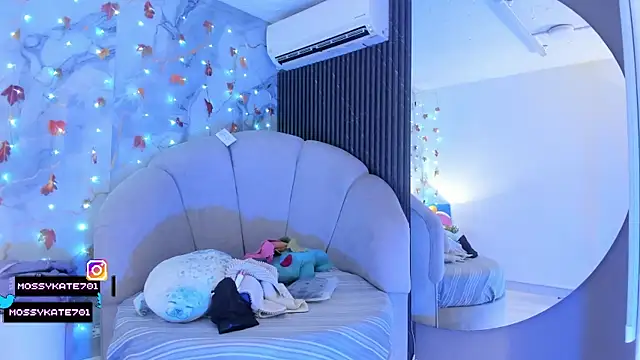 Katemoss70 online show from November 21, 12:37 pm