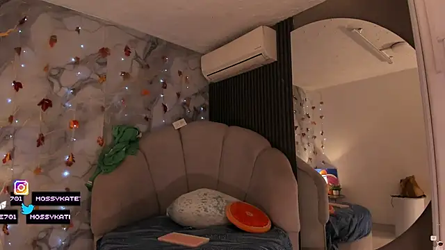 Katemoss70 online show from November 29, 12:30 pm