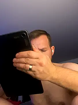 Snapshot of blueeyes3W chatting on December 2, 4:53 am blueeyes3W online show from December 2, 4:53 am