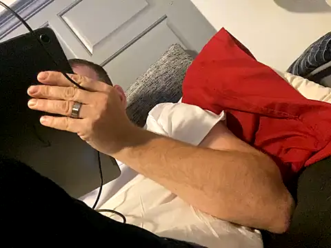 Snapshot of blueeyes3W chatting on December 2, 4:20 pm blueeyes3W online show from December 2, 4:20 pm