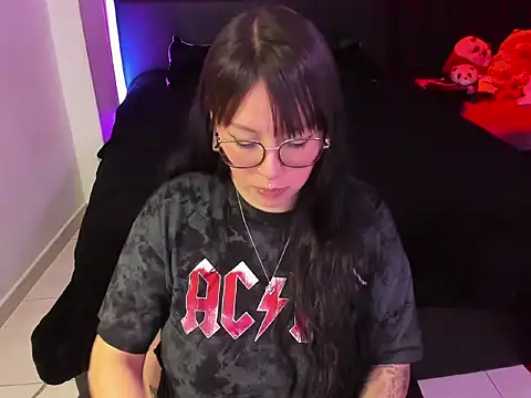 Snapshot of lia_minami chatting on April 24, 4:15 am lia minami online show from April 24, 4:15 am