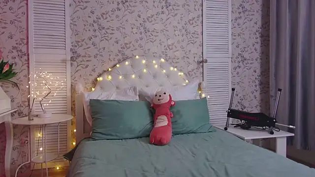 Wendy-Darling online show from March 2, 5:08 am