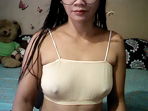 Mia Rein online show from April 10, 1:33 am