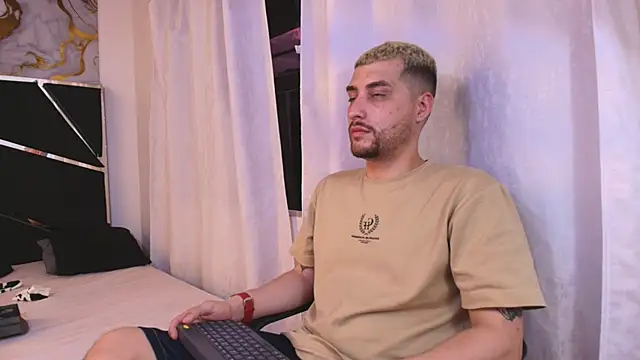 Pleasure Vibes23 online show from October 14, 10:32 pm