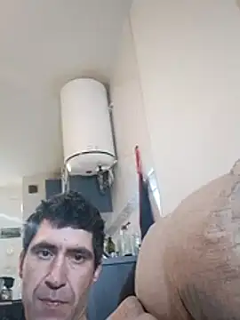 Snapshot of Pollon34- chatting on January 10, 7:59 pm Pollon34- online show from January 10, 7:59 pm