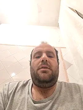 Snapshot of alex899927 chatting on March 31, 1:55 pm alex899927 online show from March 31, 1:55 pm