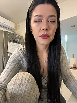 denise k online show from February 13, 12:45 pm