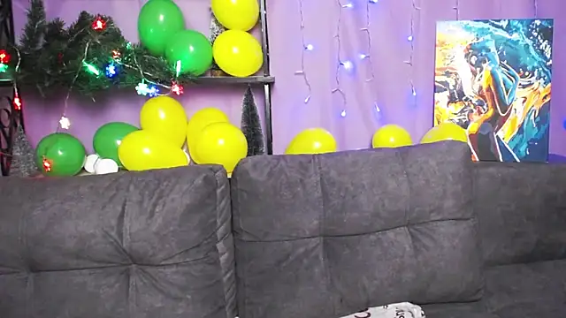 MilaLoona online show from January 11, 1:32 pm