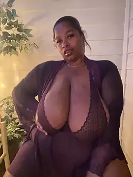 BigFineSelena online show from October 11, 11:47 pm