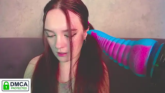 Alyssa   Scarlet online show from January 14, 9:15 am