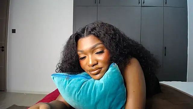 Snapshot of Pretty_Liya08 chatting on May 6, 10:26 pm Pretty Liya08 online show from May 6, 10:26 pm