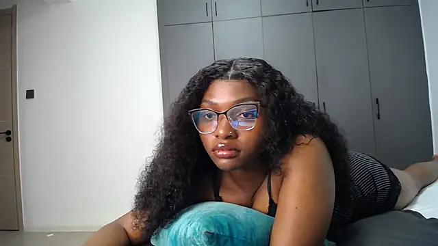 Snapshot of Pretty_Liya08 chatting on May 14, 8:48 pm Pretty Liya08 online show from May 14, 8:48 pm