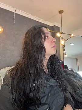 dayra angels online show from April 16, 9:15 pm