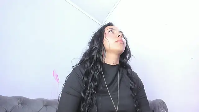 Snapshot of miss_soffi_ chatting on April 21, 6:34 pm miss soffi online show from April 21, 6:34 pm