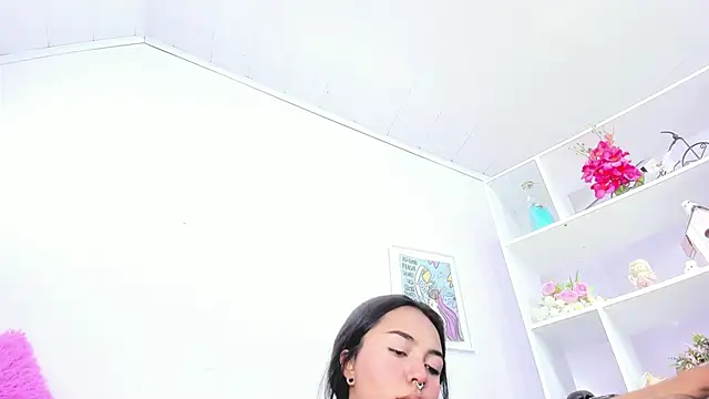 Snapshot of miss_soffi_ chatting on May 7, 6:02 pm miss soffi online show from May 7, 6:02 pm
