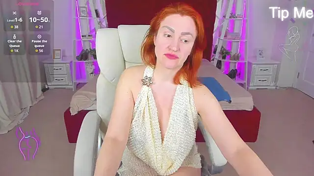 Snapshot of Kamilla_Hot chatting on April 30, 5:41 pm Kamilla Hot online show from April 30, 5:41 pm