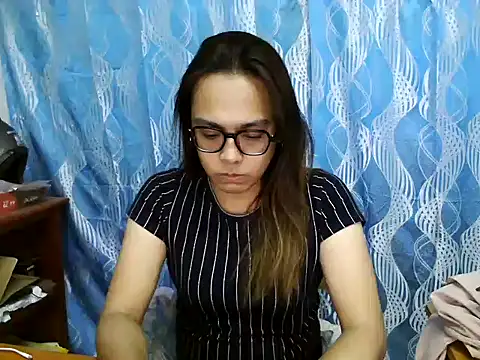 Snapshot of Your_PrettyGirlxxx chatting on March 22, 5:06 am Your PrettyGirlxxx online show from March 22, 5:06 am